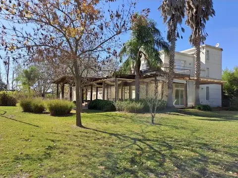 Local en Venta en Barrio Los Pinos, Exaltación de la Cruz