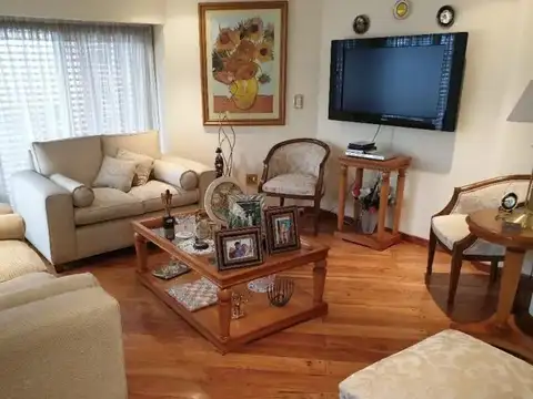Departamento en Venta de 6 ambientes