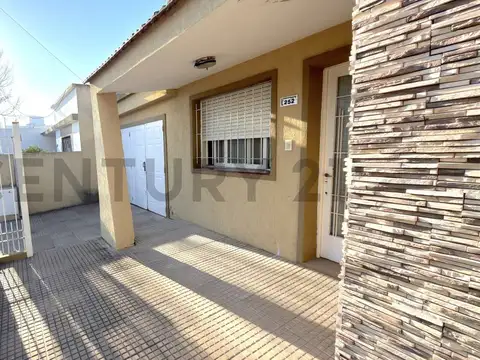Avellaneda 200, Piso 0
