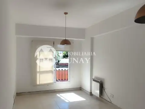 Departamento en Alquiler en Zona Centro, $ 700.000