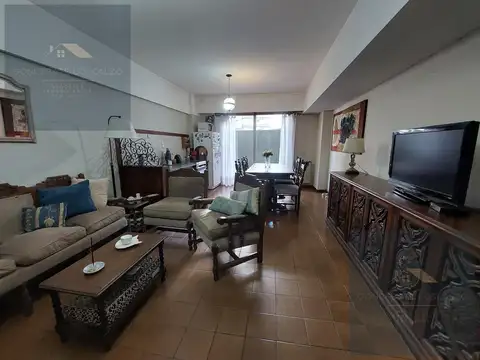Departamento 4 ambientes con 2 baños