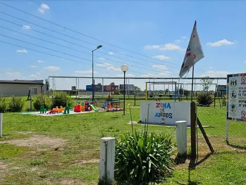 Terreno en Venta en Laguna Azul, USD 17.500