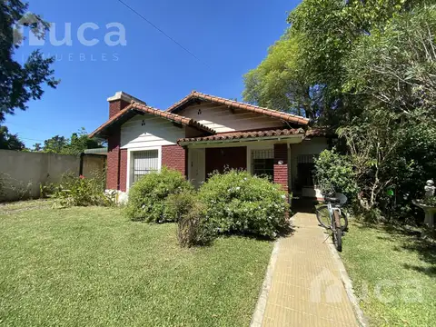 Impecable casa de 4 ambientes con jardin y pileta en venta en Los Cardales
