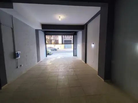 Local en Venta en Avellaneda, USD 110.000