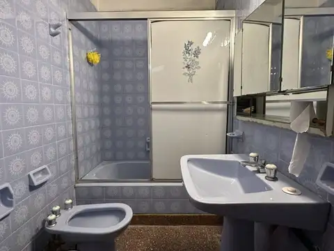 Depto Tipo Casa en Venta 75 años
