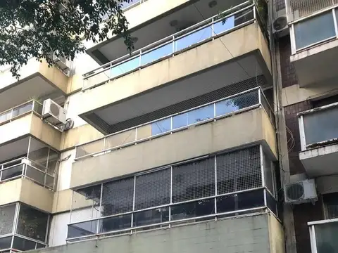 Ayacucho entre Pacheco de Melo y Peña