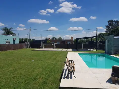 Venta Casa Quinta FINANCIADA en Robles de Alvarez.