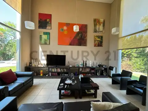 Casa en Venta de 5 dormitorios