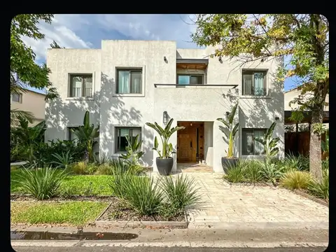 Casa en Alquiler Temporal de 4 dormitorios