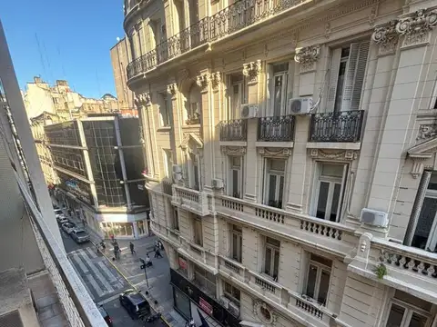 Viamonte  al 600 ( U$S 35.000 + ctas Fijas)