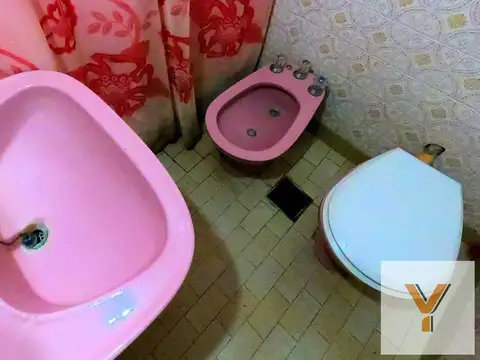 Depto Tipo Casa 5 ambientes con 1 baño