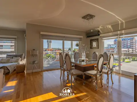 Departamento en Venta con 2 cocheras