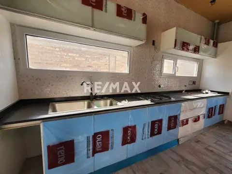 Casa 5 ambientes con 2 baños