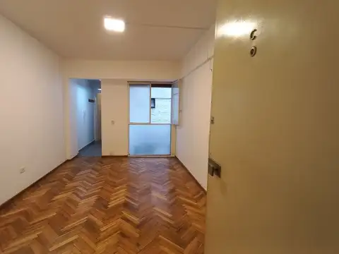 VENTA monoambiente apto PROFESIONAL -Cabildo 900