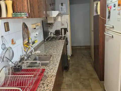 Casa 6 ambientes con 1 baño