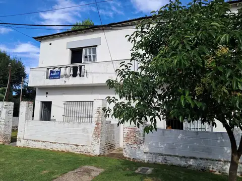 Alquiler departamento tipo duplex 3 ambientes Delviso