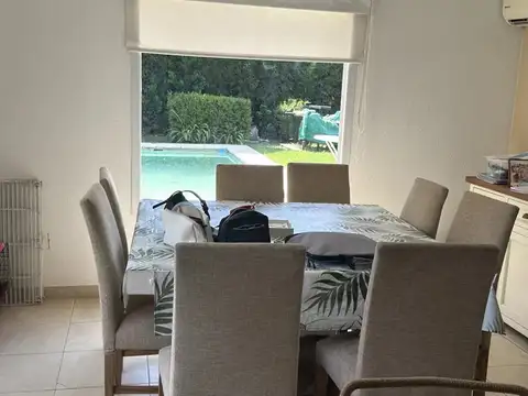 Casa 6 ambientes con 3 baños