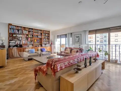 Departamento en  Retiro, calle Arroyo 4 Ambientes 2 cocheras