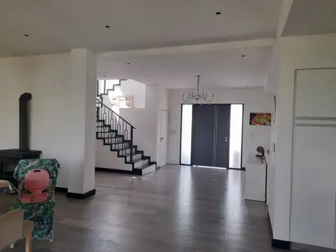 Casa en Venta en Horizontes al Sur, USD 440.000