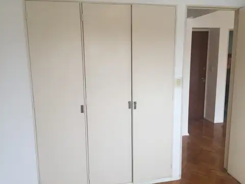 Tte Cnel J P Giribone 700, Piso 4