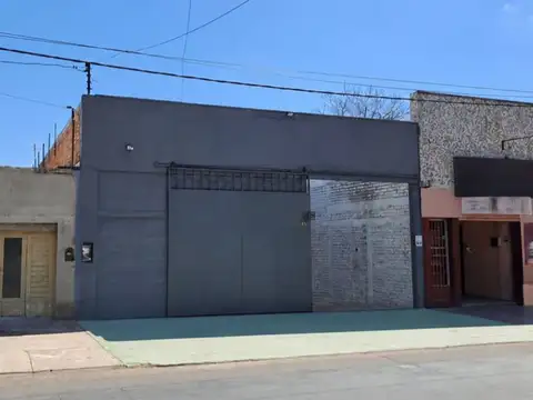 Adolfo Calle 1700