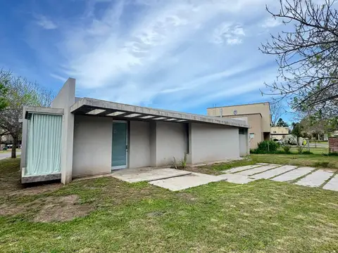 Casa en Alquiler de 4 dormitorios