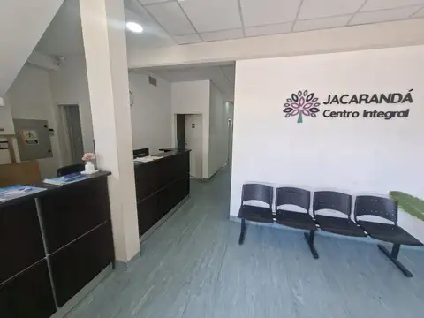 VENTA edificio médico céntrico · San Vicente