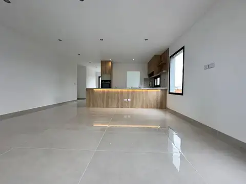 Sg Casa Venta Premium Barrio Santa Elisa