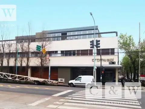 Alquiler de Deposito con Oficinas