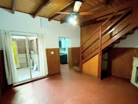 Depto Tipo Casa en Venta de 2 dormitorios