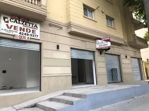 local sobre Avenida con 3 cocheras