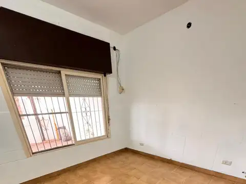 VENTA CASA CON DPTO TOTALMENTE INDEPENDIENTE