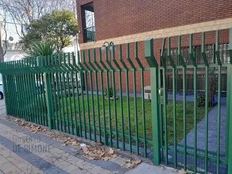 Casa 7 ambientes con 3 baños