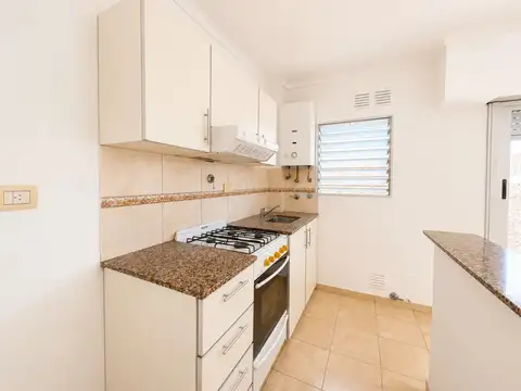 Departamento en Alquiler en Villa Bonich, $ 480.000