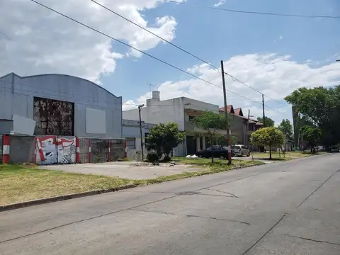 Depósitos en venta - 2 Oficinas - 1030Mts2 - Tolosa [FINANCIADO]