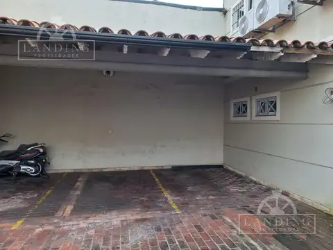 Oficina en venta en  Dardo Rocha con dos cocheras cubiertas Inmejorable ubicación en zona