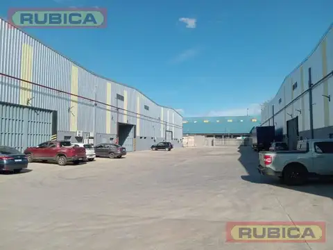Alquiler Galpon 1.080 m2 en Complejo de depositos con seguridad - Pacheco - 2 modulos disponibles