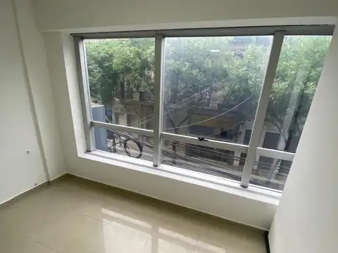 Oficina en Alquiler en Centro, $ 890.000