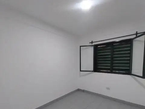 Alquiler de Departamento 3 Dormitorios en B° Juan Pablo II, Salta Capital