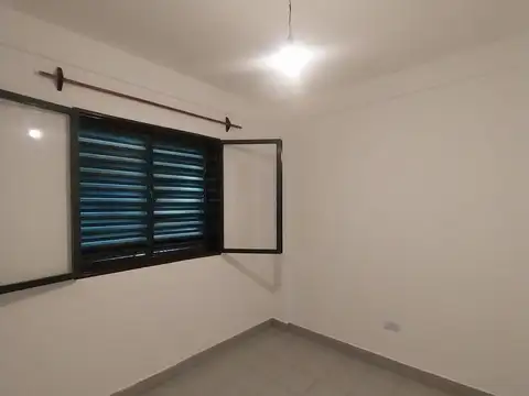 Departamento 5 ambientes con 1 baño
