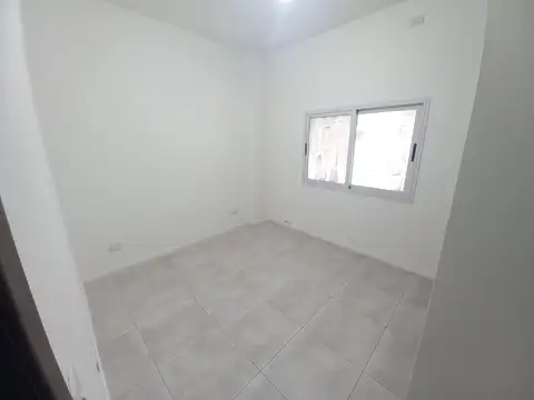 Depto Tipo Casa en Venta en Carapachay, USD 160.000