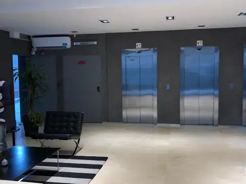 Oficina en venta- San Justo