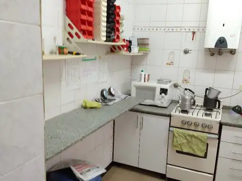 Tamborini 5100 *PH*en *PB* hermoso y amplio 2 amb sin exp, M/lum con patio y tza