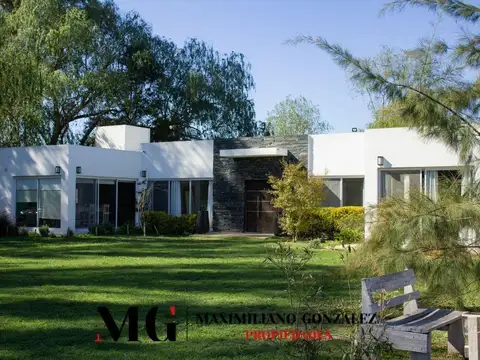 Casa en Venta en Carlos Spegazzini, USD 275.000