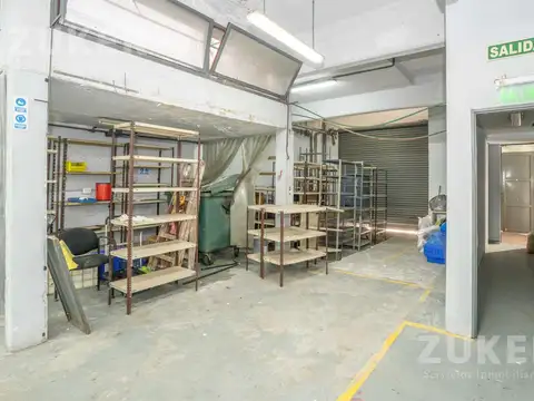 Paternal depósito en venta con oficinas
