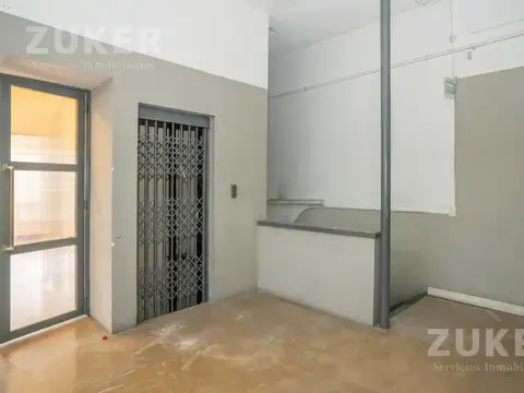 Galpon en Venta 37  mts Fondo