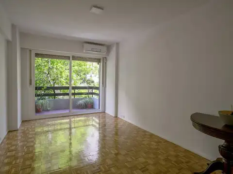 Suipacha 1200, Piso 2