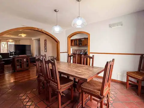 Depto Tipo Casa en Venta de 5 ambientes