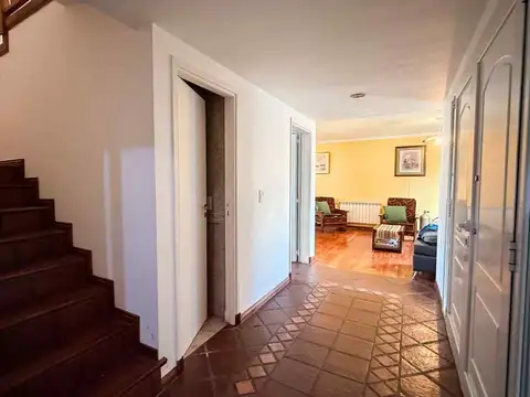 Depto Tipo Casa en Venta con 1 cocheras