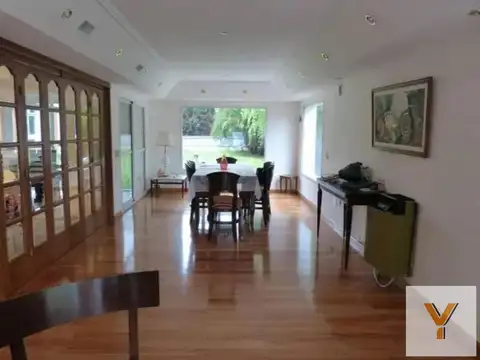 Casa en Alquiler de 4 dormitorios